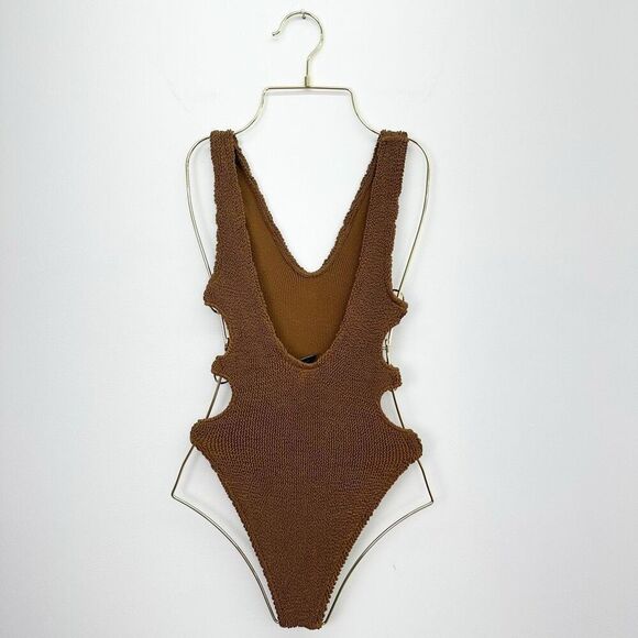 Love and Bikinis Women’s Chocolate Brown Smocked Dubai Multi Ring Cut Out OS Swi - Picture 3 of 10